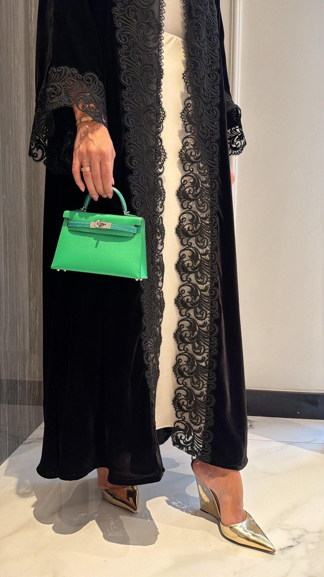 Black 01