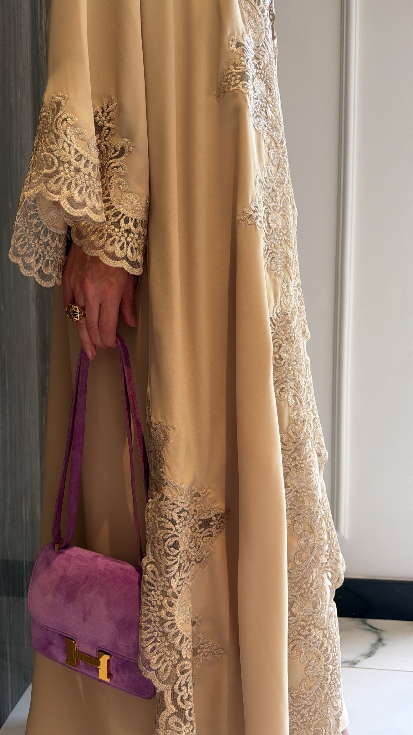 Beige Shimmer Dantelle