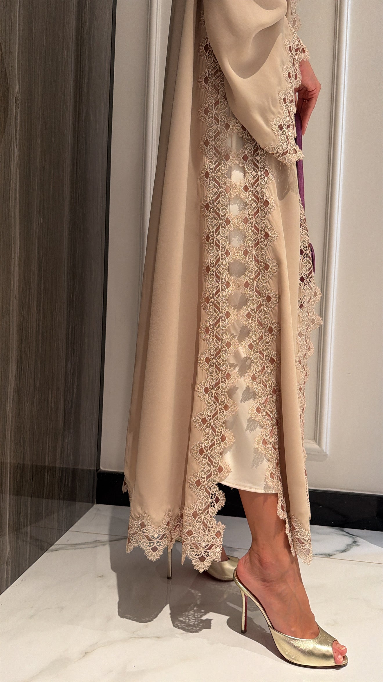 Beige 01